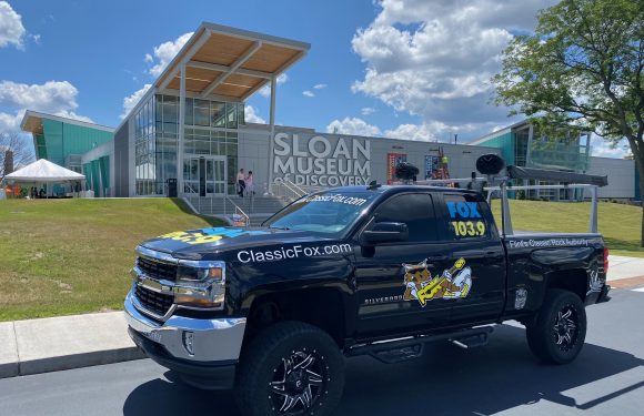 Ribbon-Cutting at Flint’s New Sloan Museum of Discovery! [VIDEO]