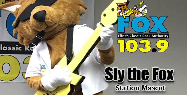 Say “Hi” to Sly! The New Fox Mascot! [VIDEO]